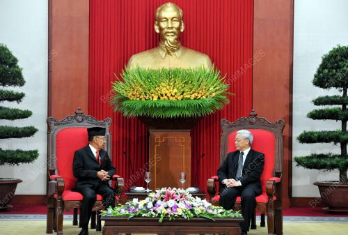 VET09_06092013_HANOI