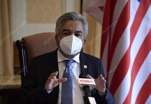 DATUK AMRAN MOHAMED ZIN