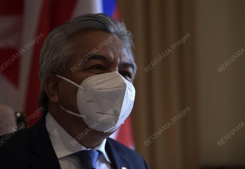 DATUK AMRAN MOHAMED ZIN