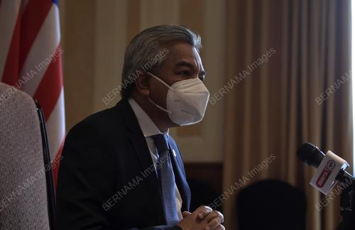 DATUK AMRAN MOHAMED ZIN