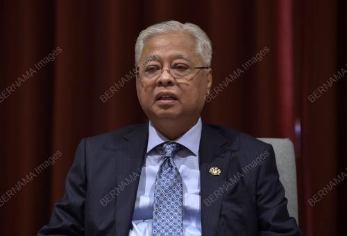 DATUK SERI ISMAIL SABRI YAAKOB