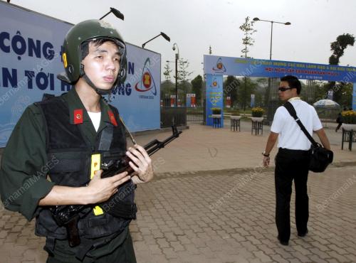 VNM04_060410_ASEAN SUMMIT