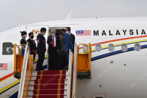 DATUK SERI ISMAIL SABRI YAAKOB