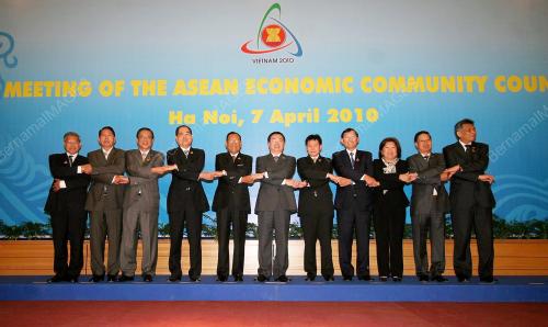 ASEAN SUMMIT
