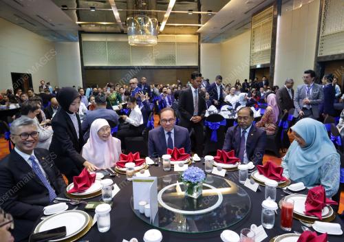DATUK SERI ANWAR IBRAHIM