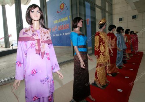 ASEAN SUMMIT