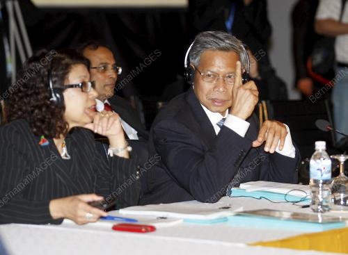 ASEAN SUMMIT