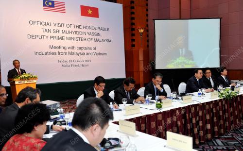 VNM07_18102013_TPM_INDUSTRI