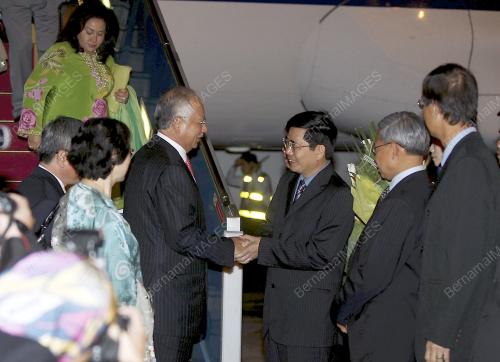 NAJIB TUN RAZAK