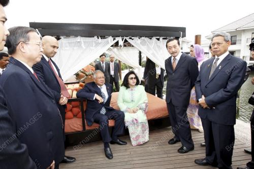 ASEAN SUMMIT