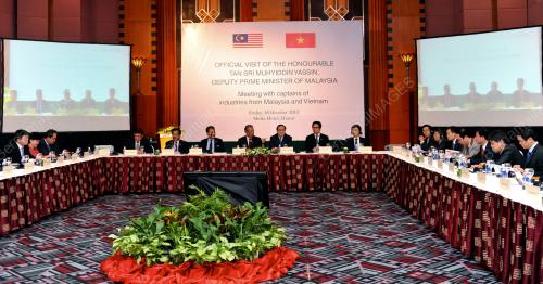 VNM08_18102013_TPM_INDUSTRI