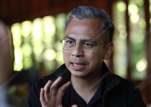 FAHMI FADZIL