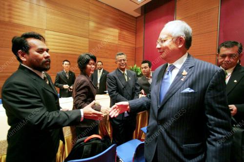 ASEAN SUMMIT