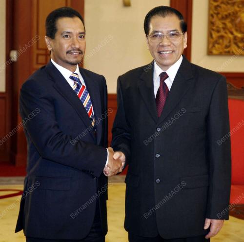 TUANKU MIZAN ZAINAL ABIDIN