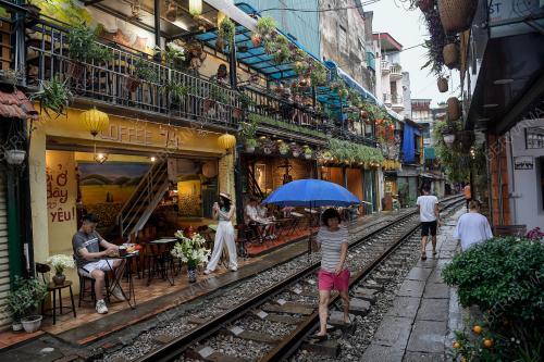 HANOI DAILY LIFE