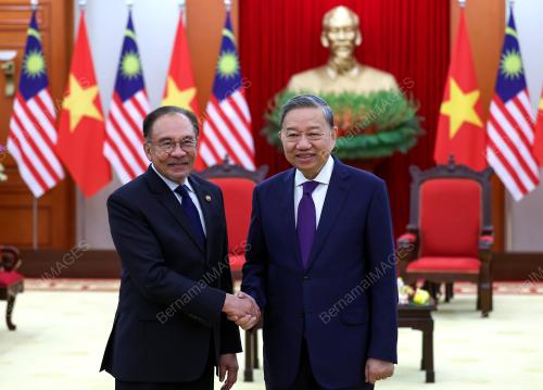DATUK SERI ANWAR IBRAHIM