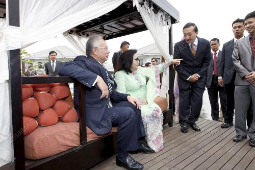 ASEAN SUMMIT