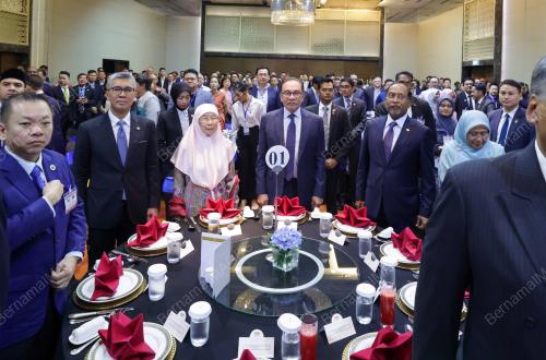 DATUK SERI ANWAR IBRAHIM