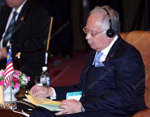 SIDANG KEMUNCAK ASEAN KE-17