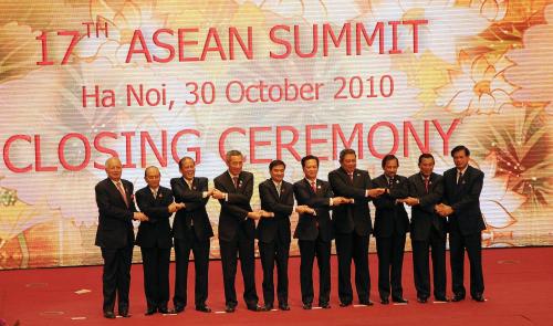 SIDANG KEMUNCAK ASEAN KE 17