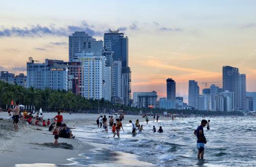 PANTAI MY KHE