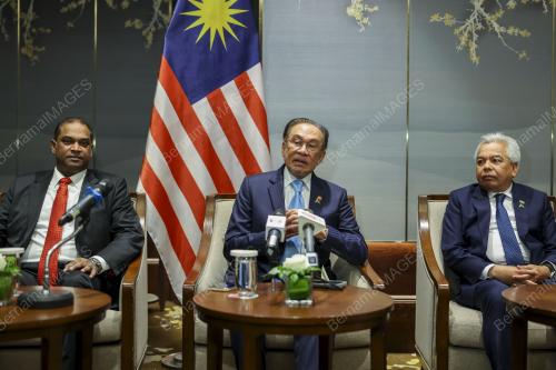 DATUK SERI ANWAR IBRAHIM