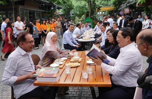 DATUK SERI ANWAR IBRAHIM