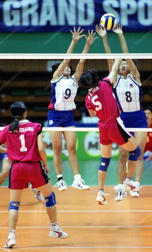VO02-15_09_2001_VOLLEYBALL_02022016
