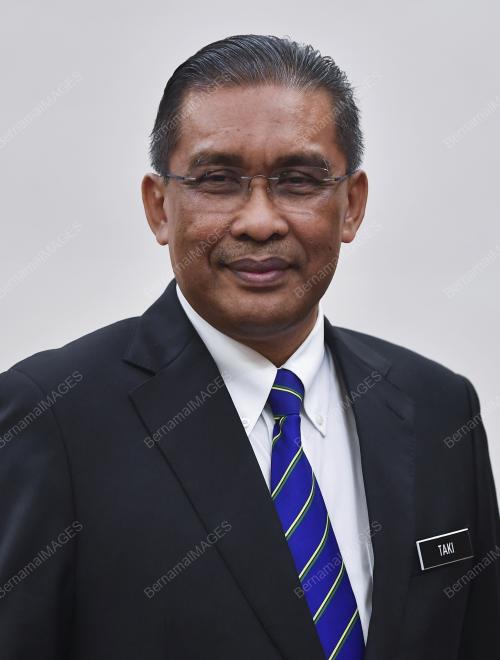 DATUK SERI TAKIYUDDIN HASSAN