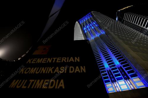 LIGHT IT BLUE