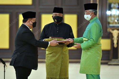 DATUK ALEXANDER NANTA LINGGI