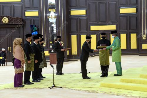 AL SULTAN ABDULLAH RI'AYATUDDIN AL MUSTAFA BILLAH SHAH