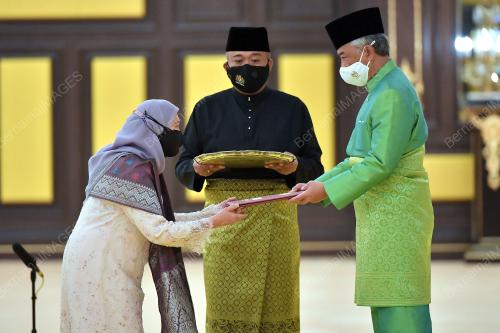 DATUK SERI NANCY SHUKRI