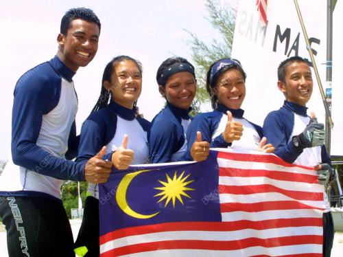 YA04-15_09_2001_GOLD_MEDAL_02022016