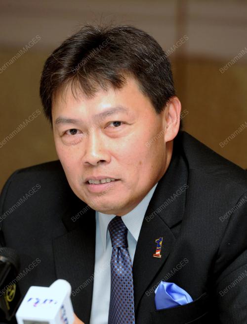 ZAF03_06012012_LAWATAN