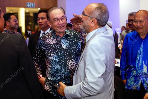 DATUK SERI ANWAR IBRAHIM