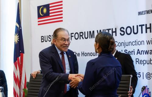 DATUK SERI ANWAR IBRAHIM